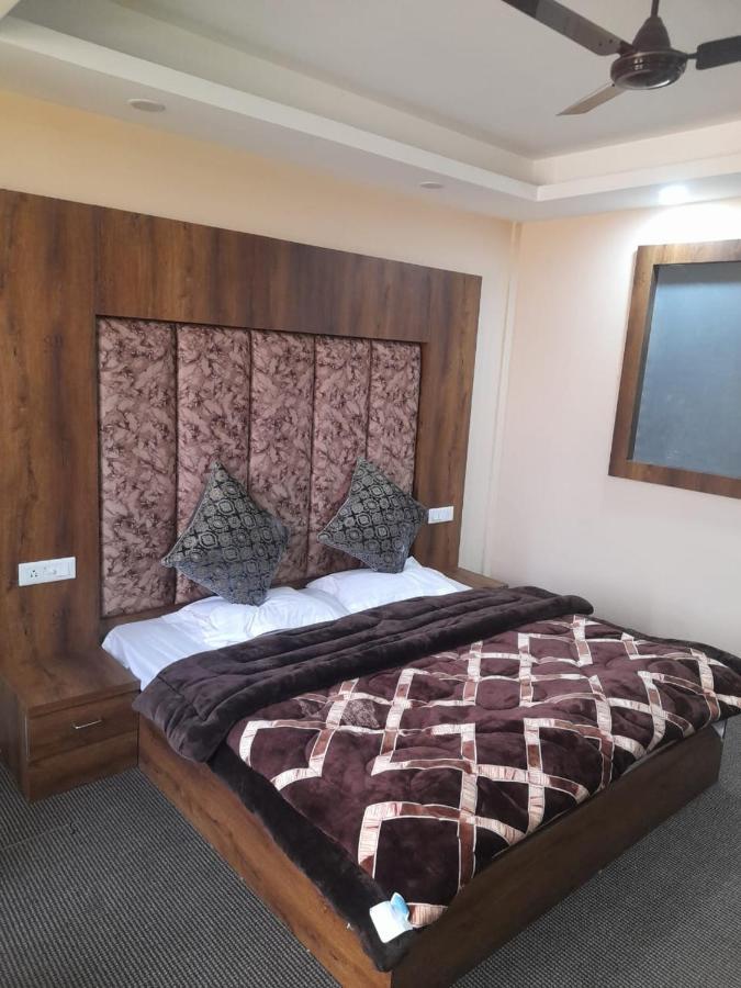 Hotel Zoon Dabb Srinagar Airport Kashmir 외부 사진