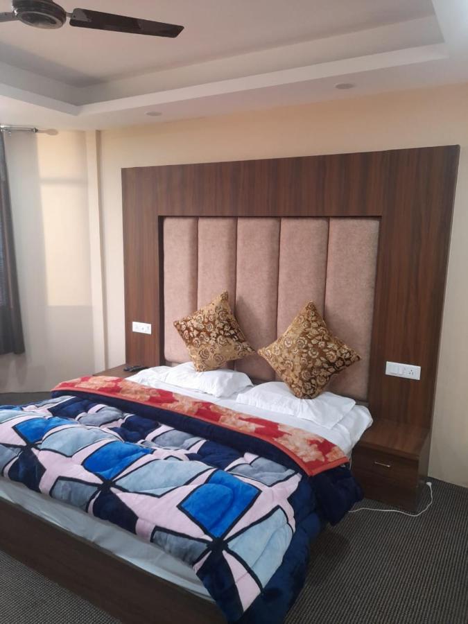 Hotel Zoon Dabb Srinagar Airport Kashmir 외부 사진
