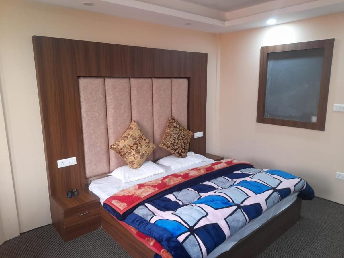 Hotel Zoon Dabb Srinagar Airport Kashmir 외부 사진