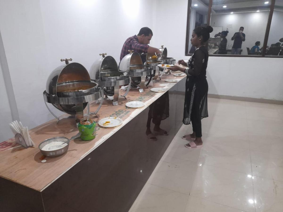 Hotel Zoon Dabb Srinagar Airport Kashmir 외부 사진