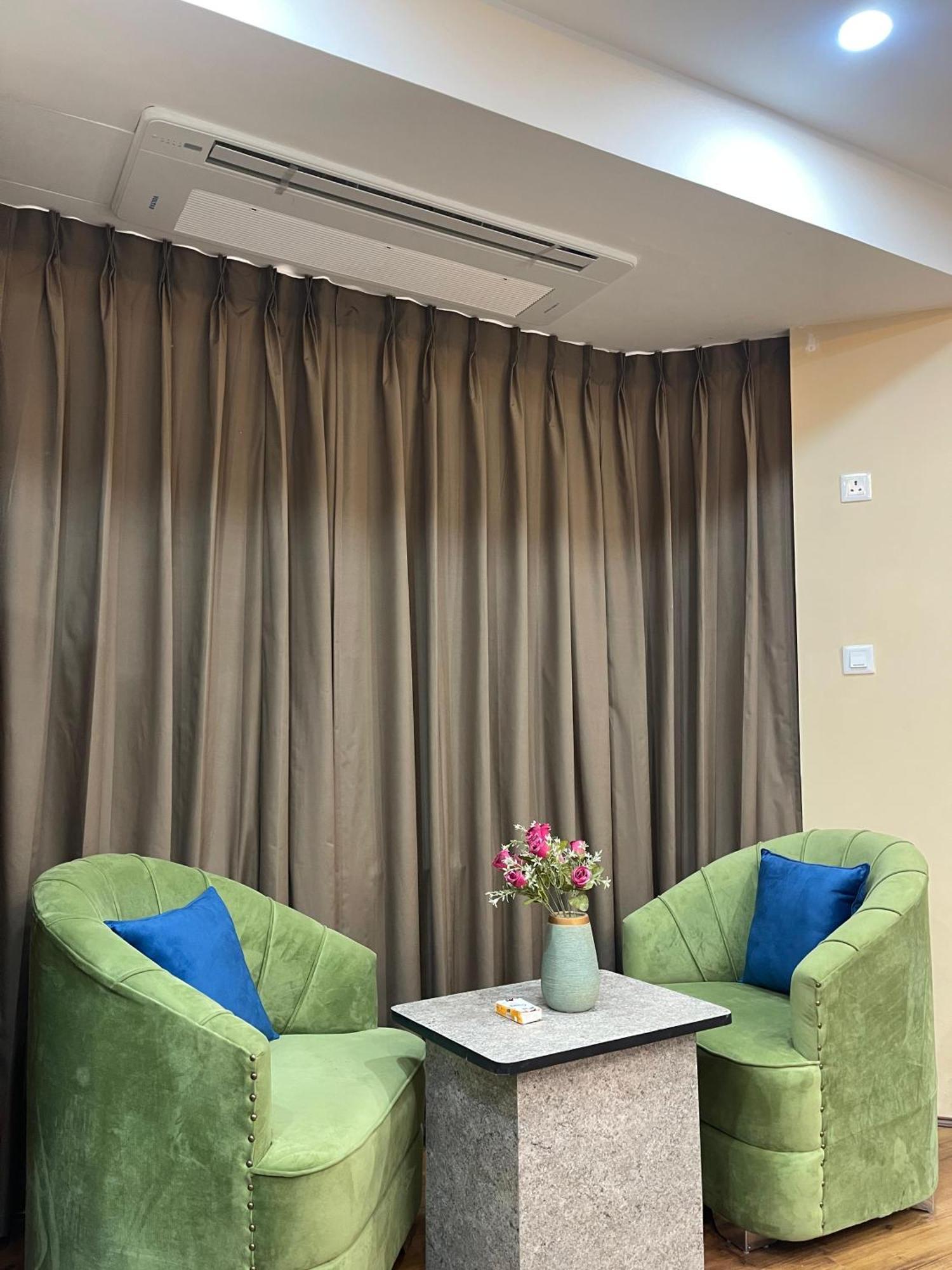 Hotel Zoon Dabb Srinagar Airport Kashmir 외부 사진