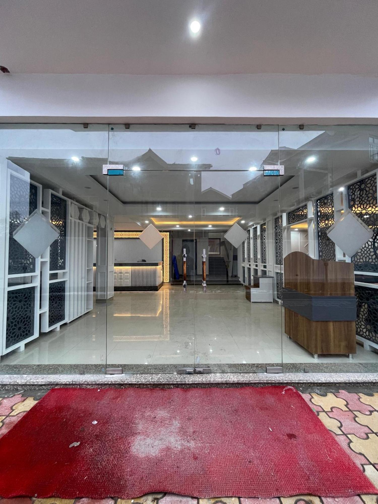 Hotel Zoon Dabb Srinagar Airport Kashmir 외부 사진
