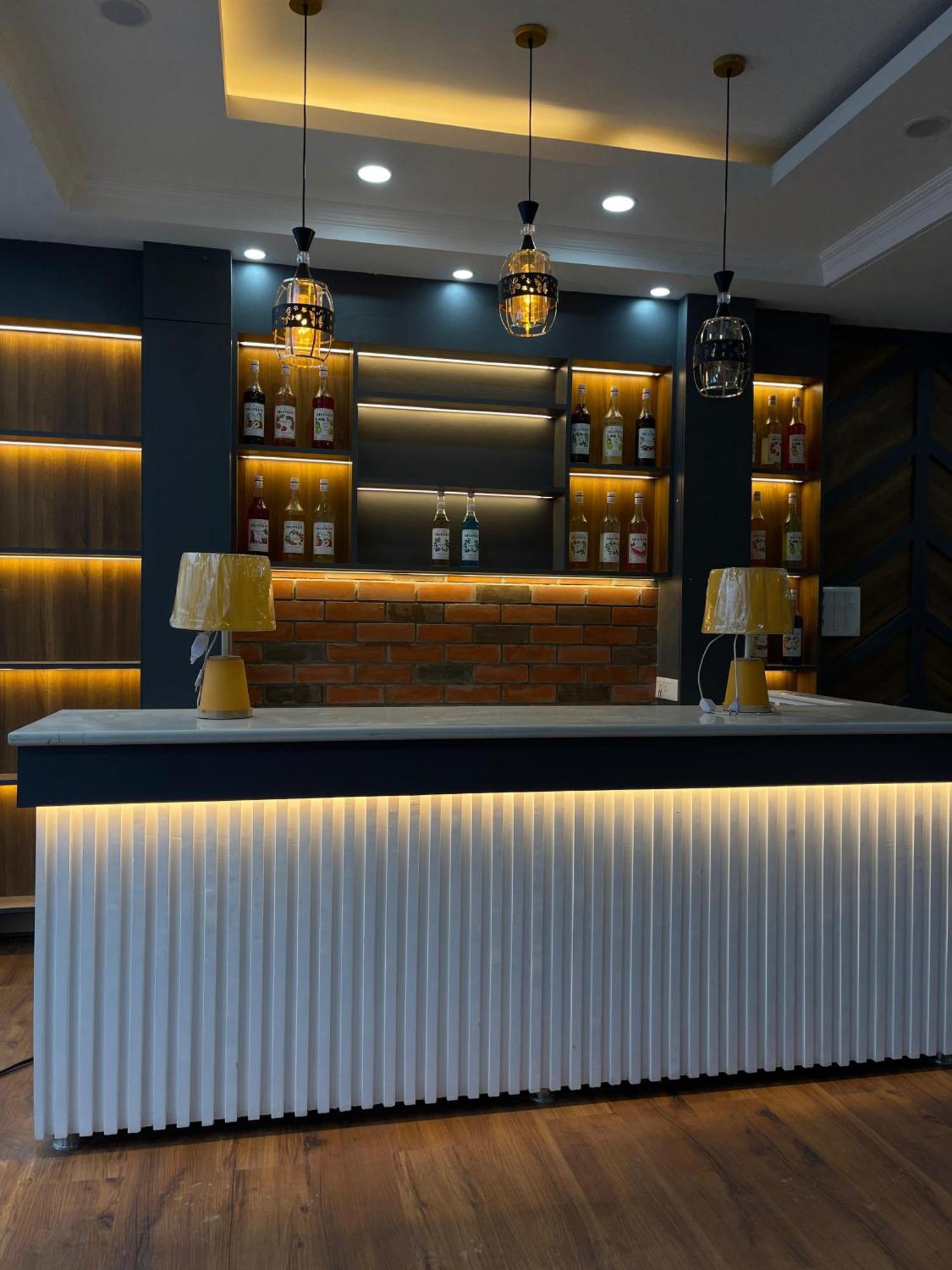 Hotel Zoon Dabb Srinagar Airport Kashmir 외부 사진
