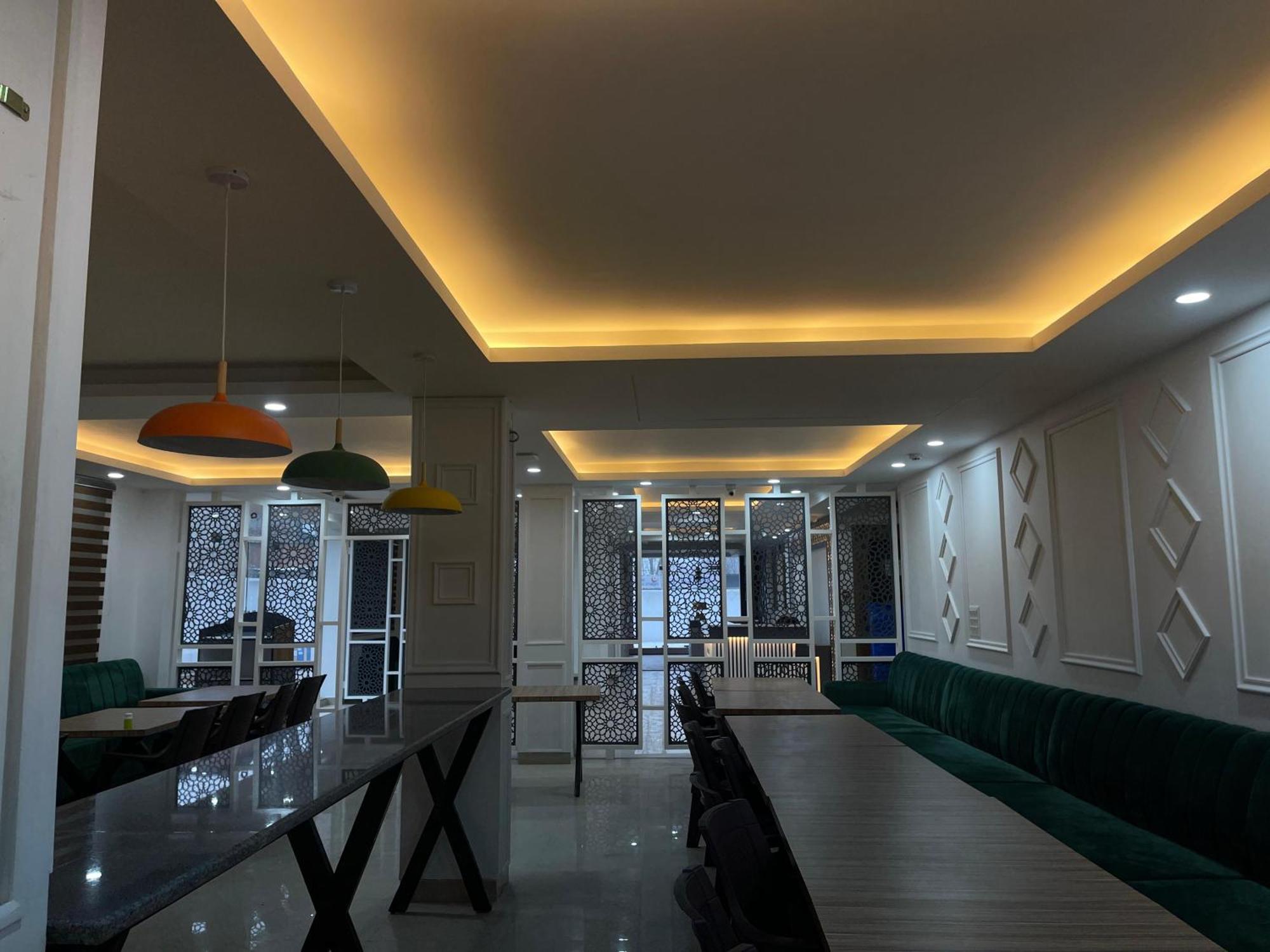 Hotel Zoon Dabb Srinagar Airport Kashmir 외부 사진