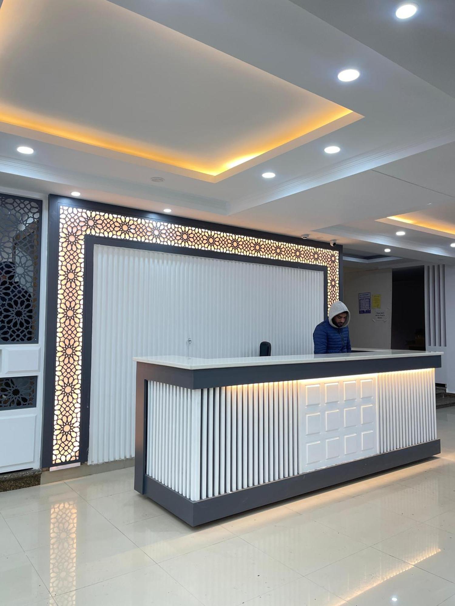 Hotel Zoon Dabb Srinagar Airport Kashmir 외부 사진