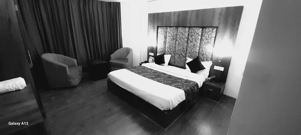 Hotel Zoon Dabb Srinagar Airport Kashmir 외부 사진